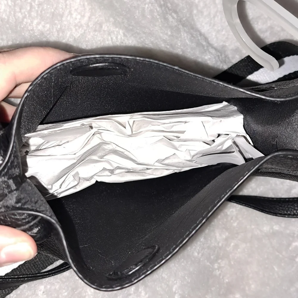 Black shoulder purse - Picture 7 of 8
